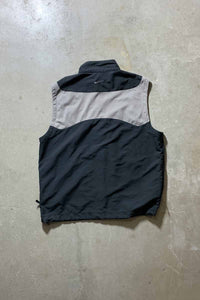 ZIP UP POLYESTER VEST / BLACK [SIZE: XL USED]