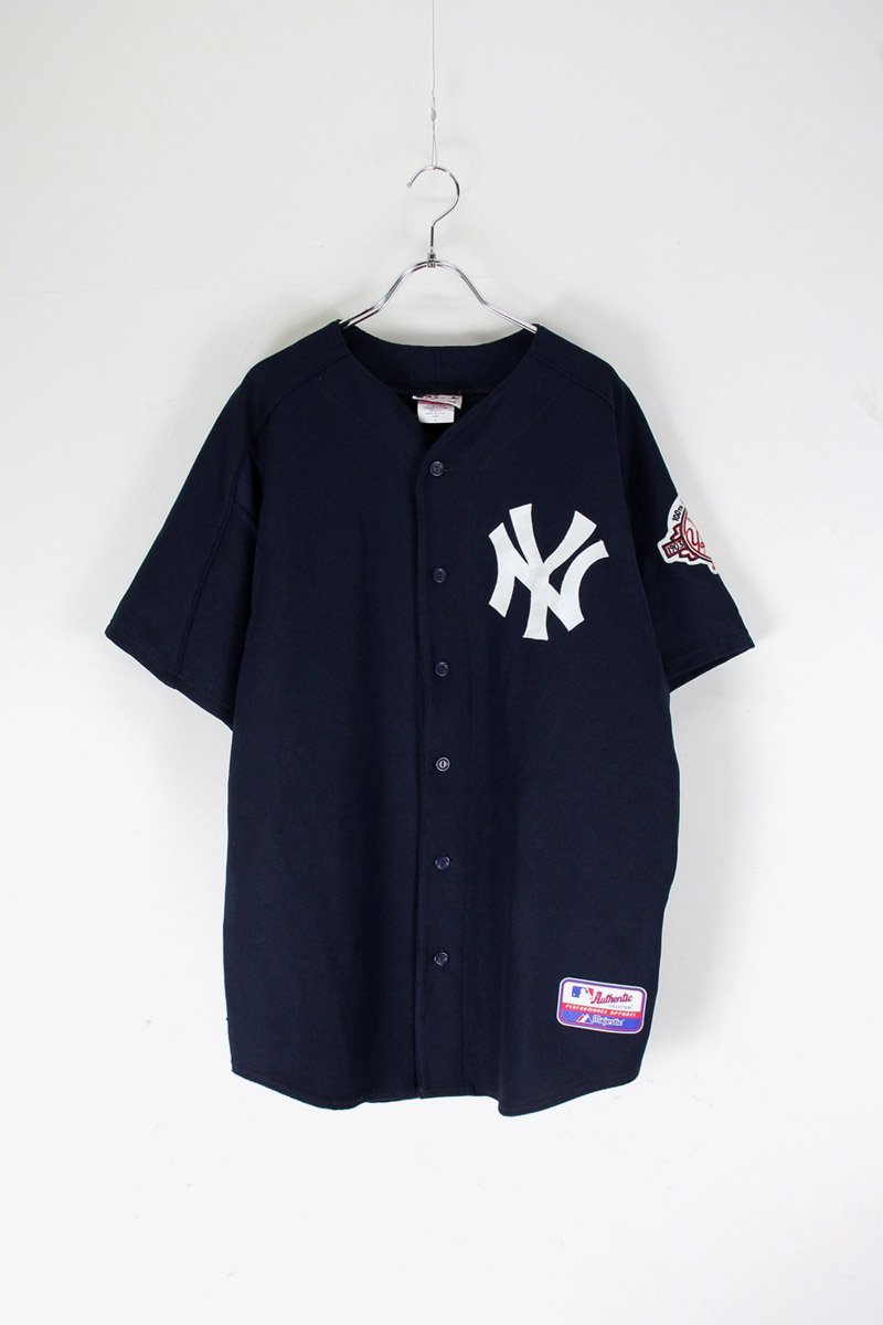 MAJESTIC | MADE IN USA 00