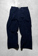 画像をギャラリービューアに読み込む, 90&#39;S TUCK CORDUROY PANTS / NAVY [SIZE: 32 USED]
