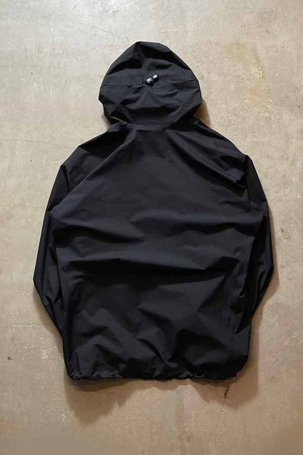 BETA GORE-TEX JACKET / BLACK [SIZE: XL USED]