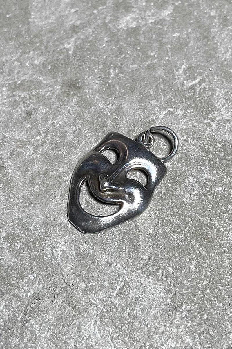 STERLING SILVER FACE PENDANT TOP [ONE SIZE USED]