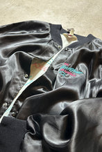 画像をギャラリービューアに読み込む, MADE IN USA 80&#39;S CHEVROLET NYLON JACKET / BLACK [SIZE: 2XL USED]
