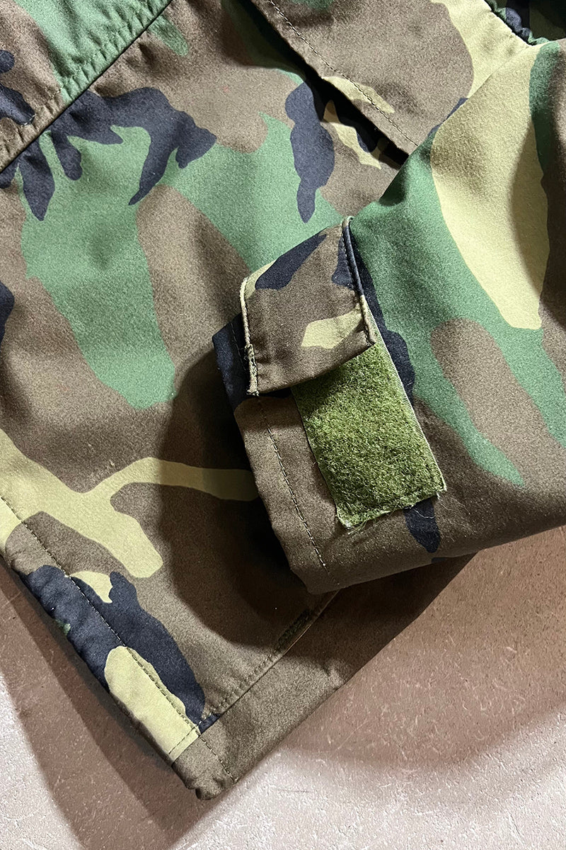 Y2K EARLY 00'S ECWCS GORE-TEX HOODIE JACKET / CAMO [SIZE: M USED]
