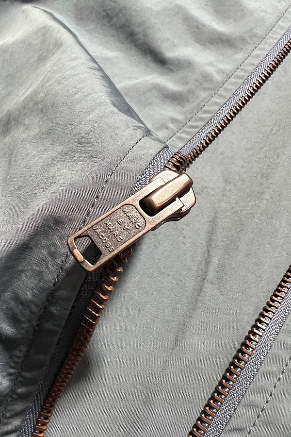 ZIP NYLON JACKET / GRAY [SIZE: M USED]
