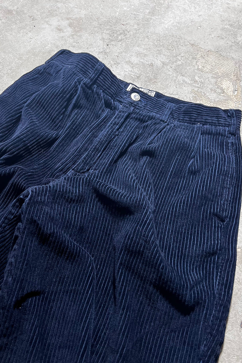 90'S TUCK CORDUROY PANTS / NAVY [SIZE: 32 USED]