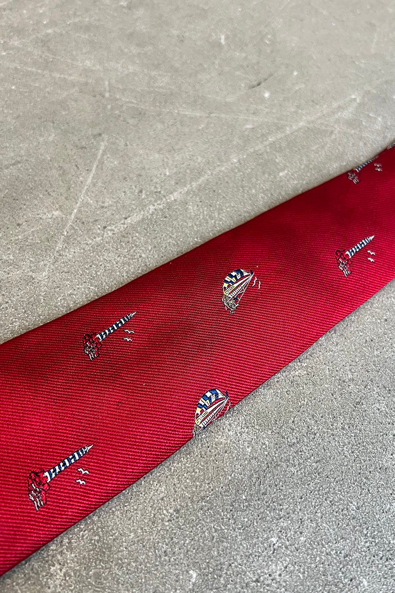 SAILING BOAT PATTERN NECK TIE / RED [SIZE: O/S USED]