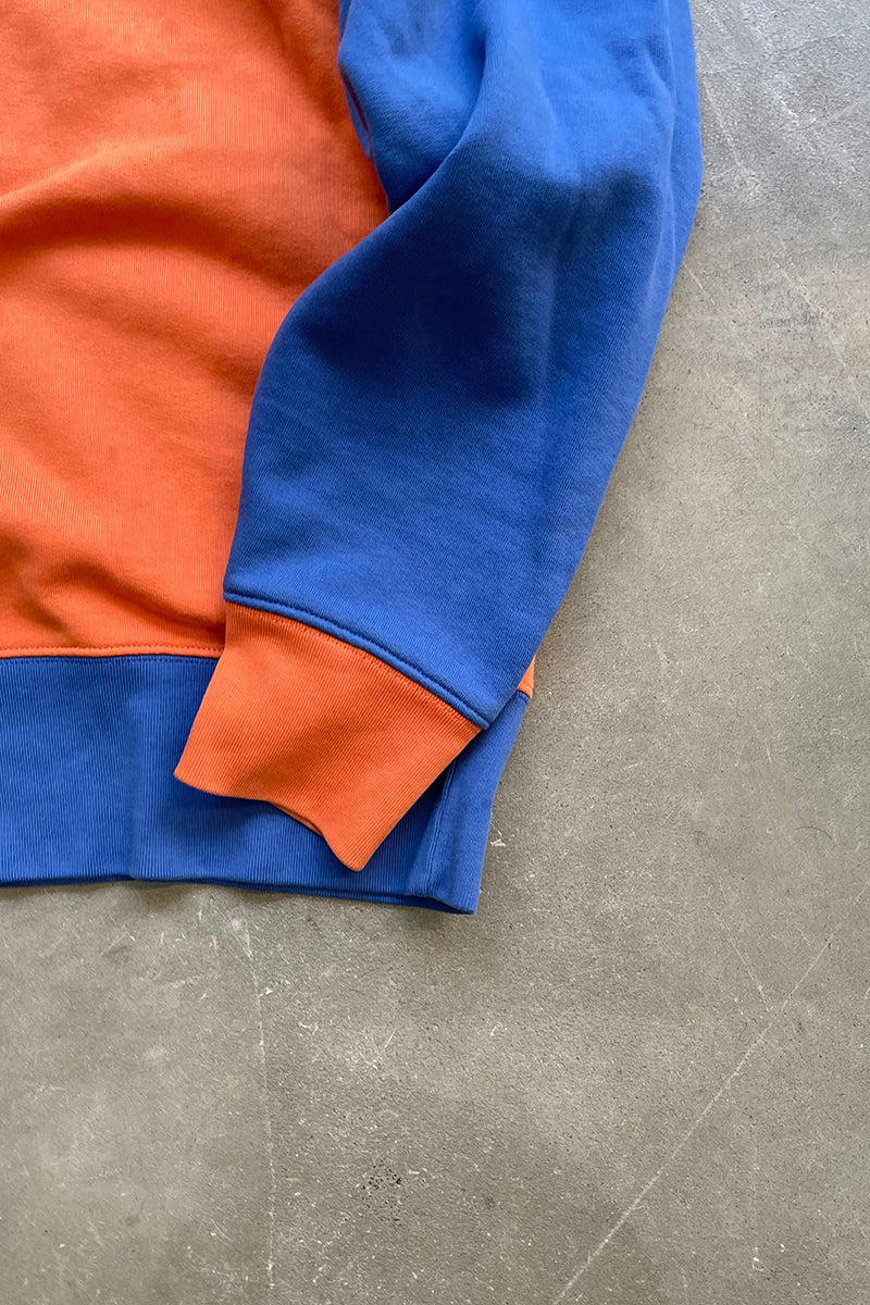 KID PRINT CREW NECK SWEATSHIRT / ORANGE [SIZE: L USED]