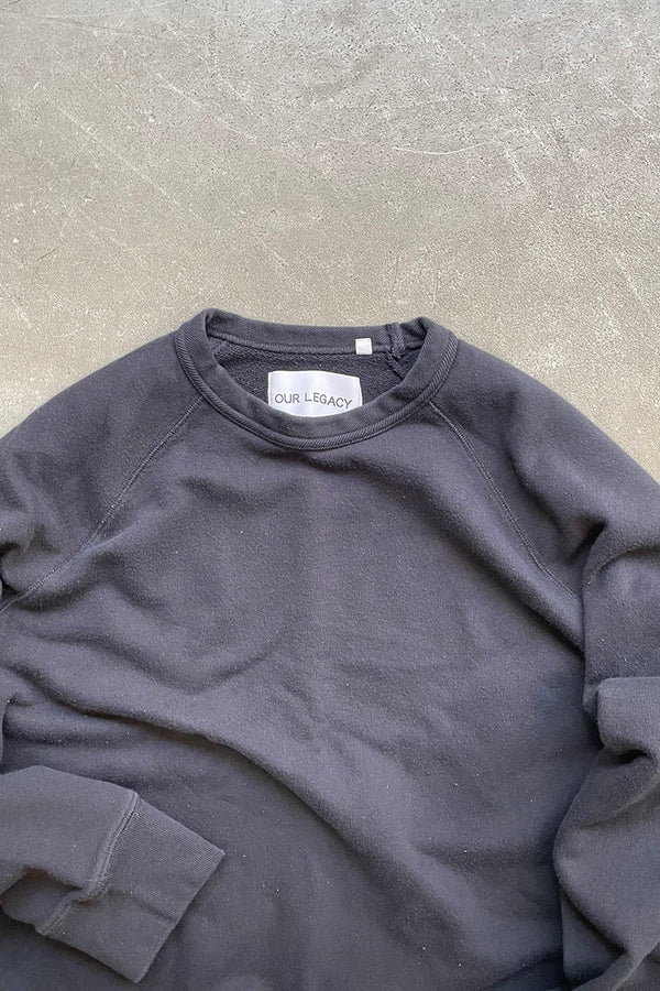BLACK LOOP SWEATSHIRT / BLACK [SIZE: 48 USED]