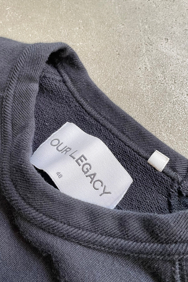 BLACK LOOP SWEATSHIRT / BLACK [SIZE: 48 USED]