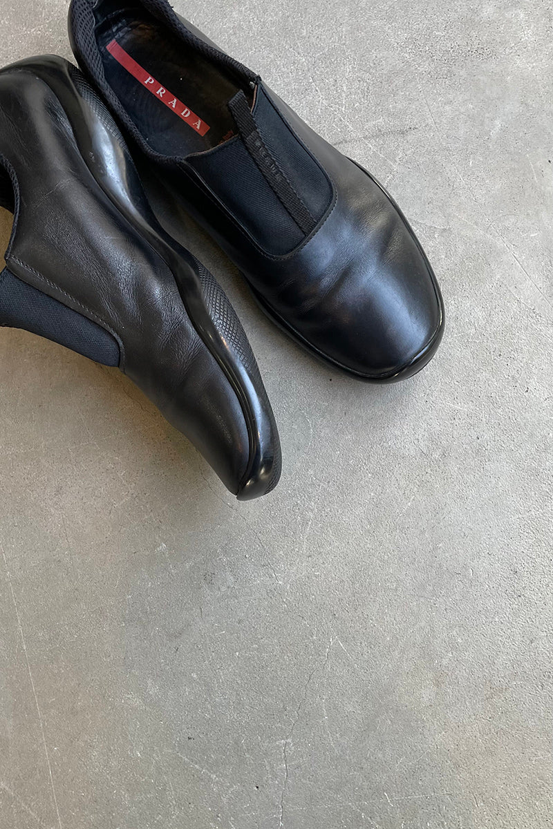 MADE IN ITALY SLIP-ON LEATHER SNEAKERS / BLACK [SIZE: US9.0 (equivalent to 27.0cm) USED]