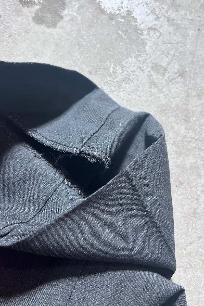SUIT SET UP / CHARCOAL [SIZE: 41 (M equivalent) USED]