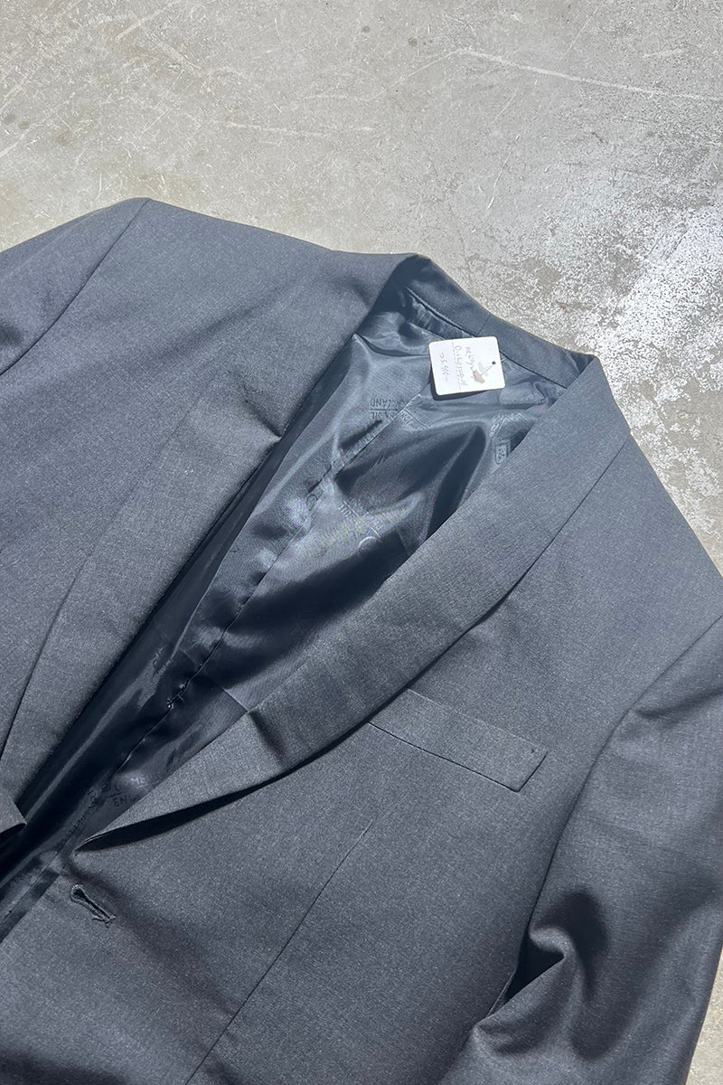 SUIT SET UP / CHARCOAL [SIZE: 41 (M equivalent) USED]