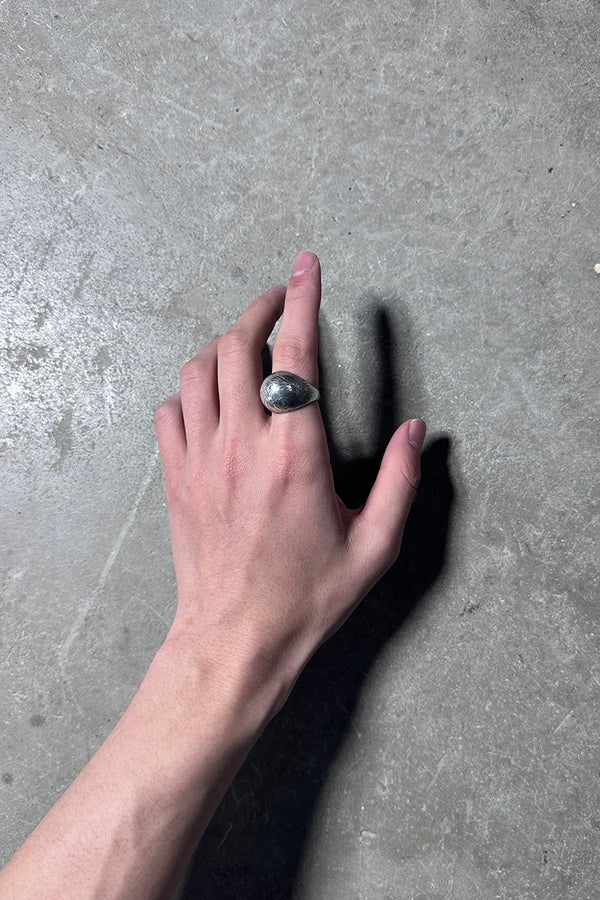 STERLING SILVER RING / SILVER [SIZE: US 7.5 equivalent USED]