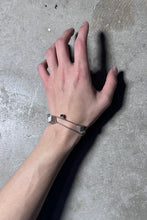 画像をギャラリービューアに読み込む, 925 SILVER HART SQUARE CHARM BRACELET / SILVER [SIZE: ONE SIZE USED]
