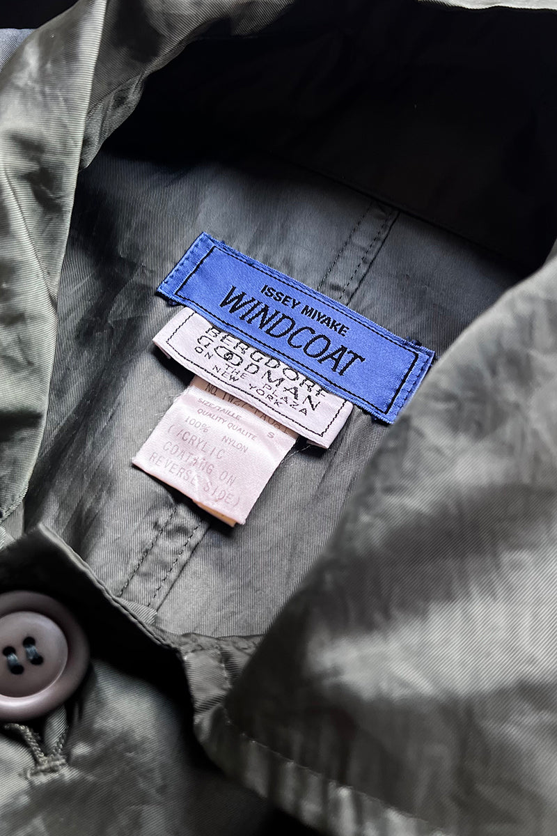 MADE IN JAPAN 90'S NYLON WIND COAT / GREEN [SIZE: S USED]
