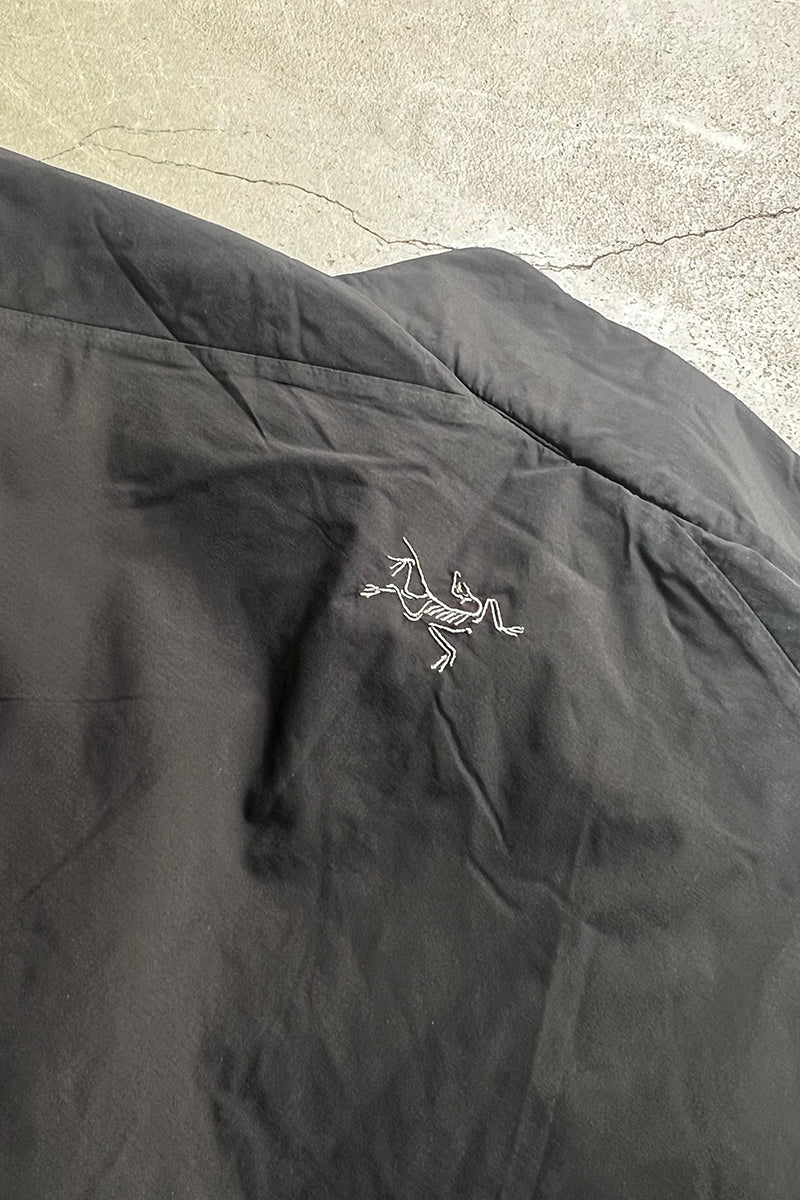 ATOM LT VEST / BLACK [SIZE: L USED]
