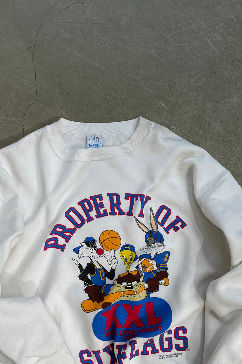 MADE IN USA 95'S LOONEY TUNES CHARACTER SWEATSHIRT / WHITE [SIZE: L USED]