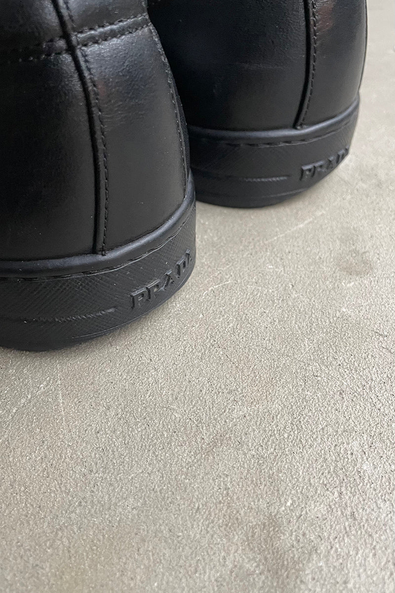 MADE IN ITALY SLIP-ON LEATHER SNEAKERS / BLACK [SIZE: US8.5 (approx. 26.5cm) USED]
