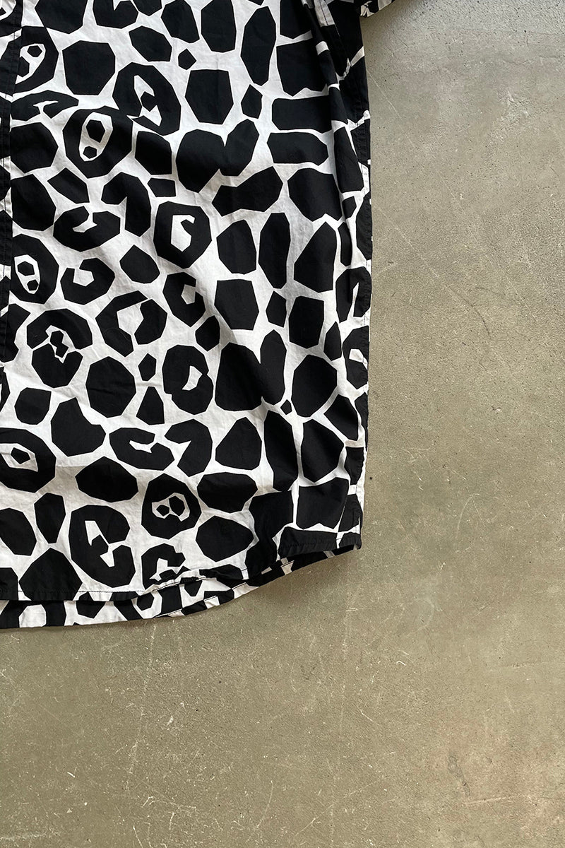 MADE IN ITALY S/S LEOPARD PATTERN SHIRT / BLACK [SIZE: L USED]
