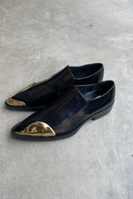 画像をギャラリービューアに読み込む, MADE IN ITALY 22AW METAL CAP POINTED TOE LOAFERS / BLACK [SIZE: 40 (25.0cm相当) NOS/DEADSTOCK]
