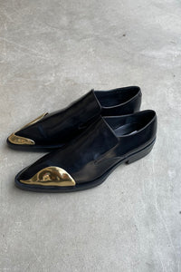 MADE IN ITALY 22AW METAL CAP POINTED TOE LOAFERS / BLACK [SIZE: 40 (25.0cm相当) NOS/DEADSTOCK]