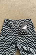 画像をギャラリービューアに読み込む, WAVE PATTERN DENIM PANTS / BLUE [SIZE: 28 USED]
