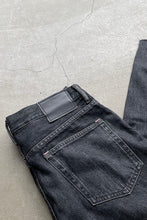 画像をギャラリービューアに読み込む, MADE IN ITALY 1991 DENIM PANTS / BLACK [SIZE: 31 USED]
