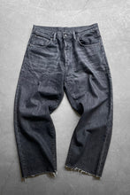 画像をギャラリービューアに読み込む, MADE IN ITALY 1991 DENIM PANTS / BLACK [SIZE: 31 USED]
