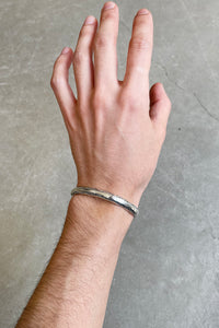925 SILVER NAVAJO NATIVE BANGLE / SILVER [SIZE: ONE SIZE USED]