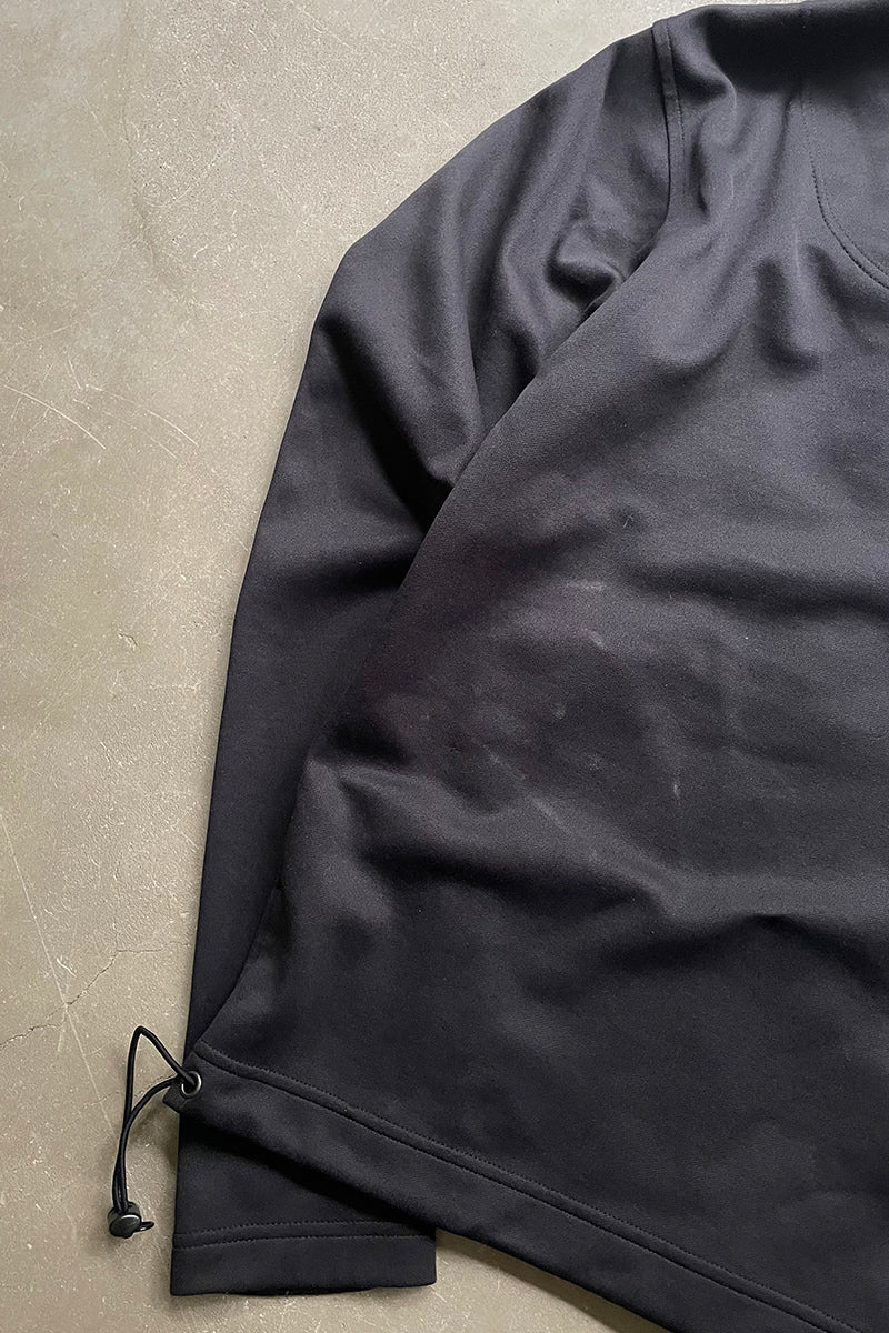 ZIP UP HOODED JACKET / BLACK [SIZE: S USED]