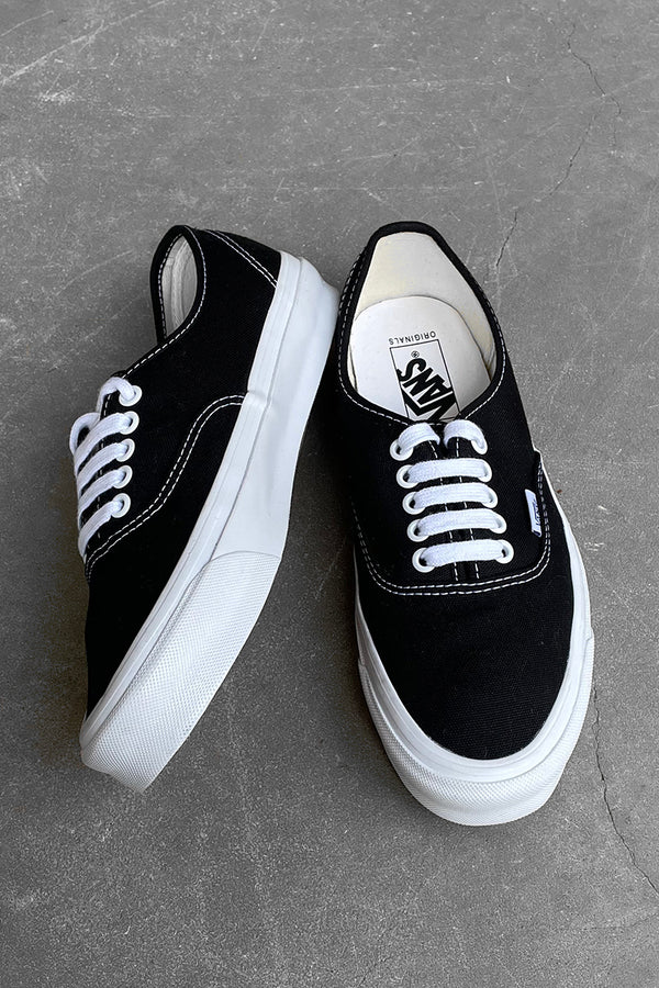 OG AUTHENTIC LX USA企画品 / BLACK/TRUE WHITE[SIZE: US8.0 (26.0cm相当) NOS/DEADSTOCK]