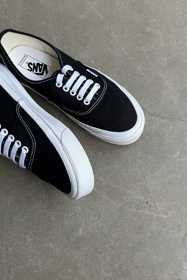 OG AUTHENTIC LX USA企画品 / BLACK/TRUE WHITE[SIZE: US8.0 (26.0cm相当) NOS/DEADSTOCK]