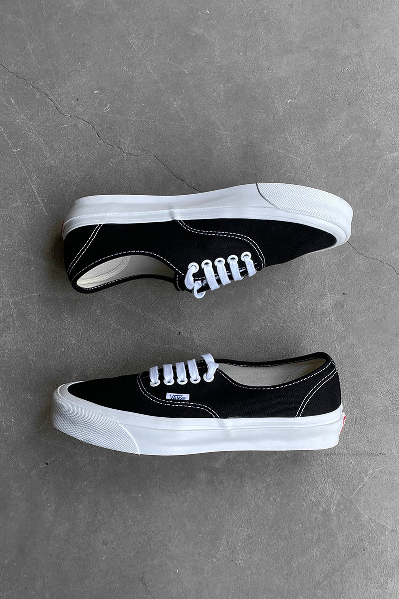 OG AUTHENTIC LX USA企画品 / BLACK/TRUE WHITE[SIZE: US8.0 (26.0cm相当) NOS/DEADSTOCK]