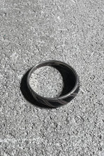 画像をギャラリービューアに読み込む, 925 SILVER RING W/ONYX / SILVER [SIZE: 15号相当 USED]
