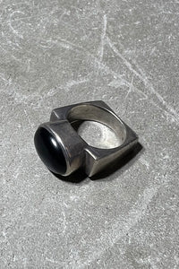 925 SILVER RING W/ONYX / SILVER [SIZE: 15号相当 USED]