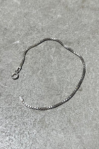 MADE IN ITALY 925 SILVER VENETIAN LINK BRACELET [SIZE: ONE SIZE USED]