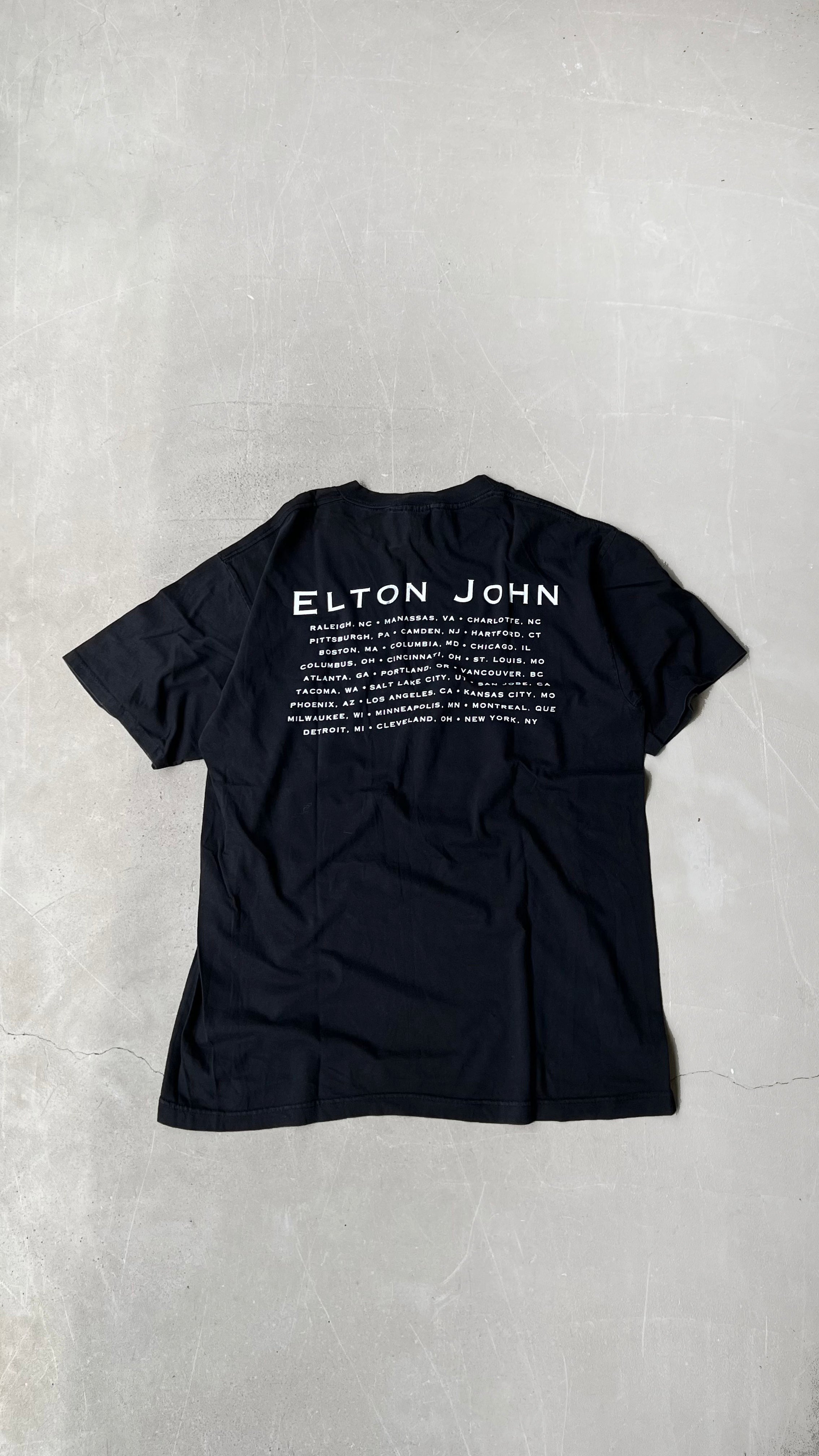MADE IN USA 90'S ELTON JOHN MUSIC T-SHIRT SINGLE STITCH / BLACK [SIZE: XL USED]