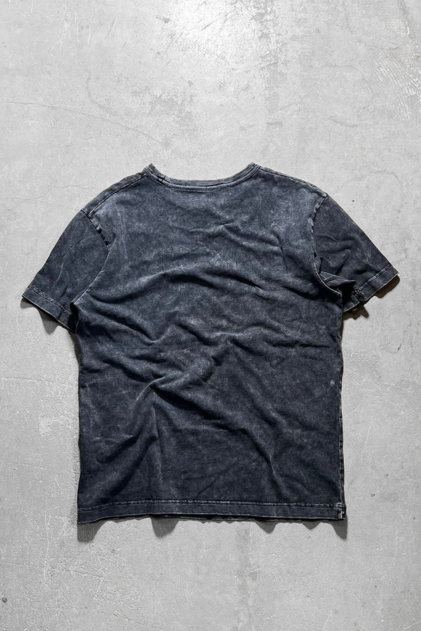 TIE-DYE LOGO T-SHIRT / DARK GREY [SIZE: M USED]