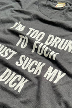 画像をギャラリービューアに読み込む, MADE IN USA 89&#39;S MESSAGE SUCK MY DICK T-SHIRT / BLACK [SIZE: L USED]
