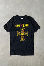 画像をギャラリービューアに読み込む, MADE IN USA 90&#39;S GUNS &amp; ROSES T-SHIRT / BLACK [SIZE: S USED]
