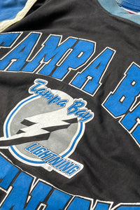 90'S NHL TAMPA BAY LIGHTNING V-NECK HOCKEY T-SHIRT / BLACK [SIZE: L USED]