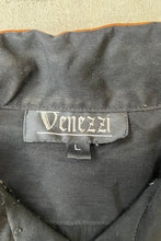 画像をギャラリービューアに読み込む, 90&#39;S CUBA LEATHER DESIGN S/S SHIRT / BLACK [SIZE: L USED]
