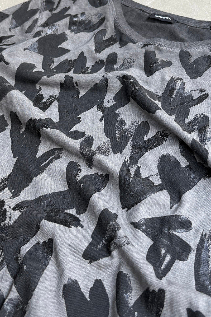 PATTERN PRINT T-SHIRT / BLACK [SIZE: S USED]