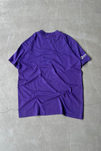 画像をギャラリービューアに読み込む, MADE IN USA 80&#39;S APPLE ADVERTISING T-SHIRT / PURPLE [SIZE: M USED]
