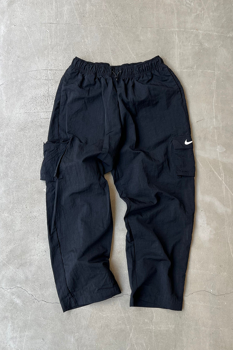 NYLON CARGO PANTS / BLACK [SIZE: S USED]