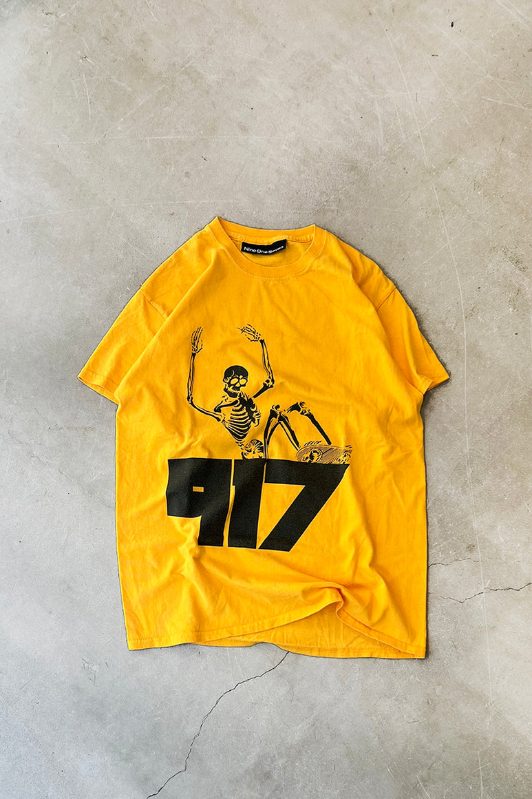 917 SKATEBOARDING T-SHIRT / YELLOW [SIZE: M USED]