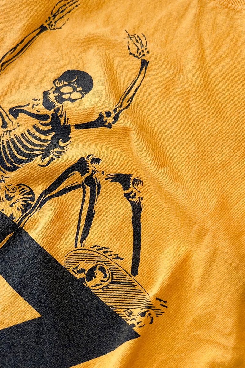 917 SKATEBOARDING T-SHIRT / YELLOW [SIZE: M USED]