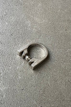 画像をギャラリービューアに読み込む, 925 SILVER RING / SILVER [SIZE: 19号相当 USED]
