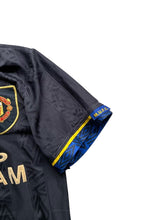 画像をギャラリービューアに読み込む, 93-95&#39;S MANCHESTER UNITED FOOTBALL GAME SHIRT / BLACK [SIZE: S USED]
