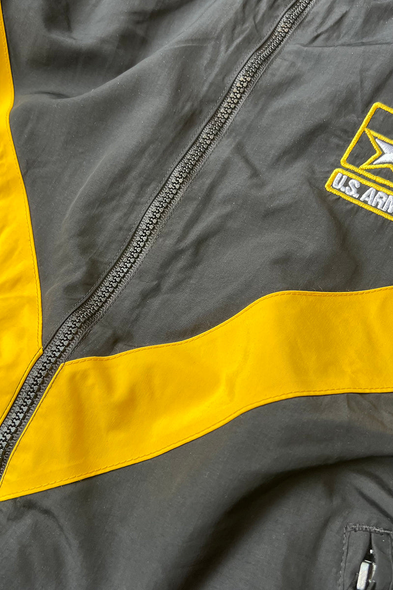 NYLON TRAINING JACKET / BLACK [SIZE: M USED]